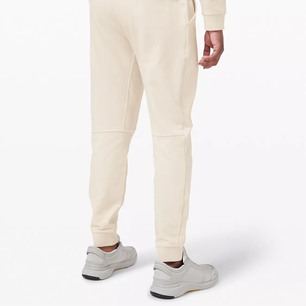 NEW - LuluLemon City Sweat Jogger, White, Size L